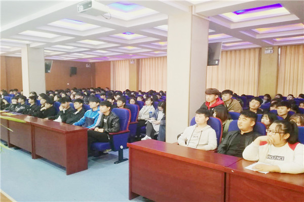 LXEU5438.jpg LXEU5438.jpg