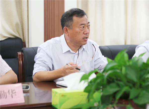 6李京辉校长总结发言.png
