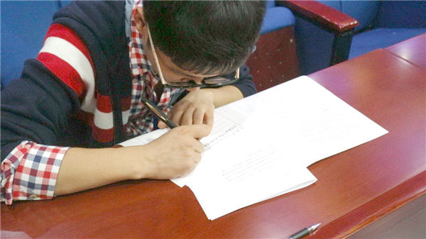 7已经写到第三页的陈老师，仍旧停不下闪光的思维.jpg